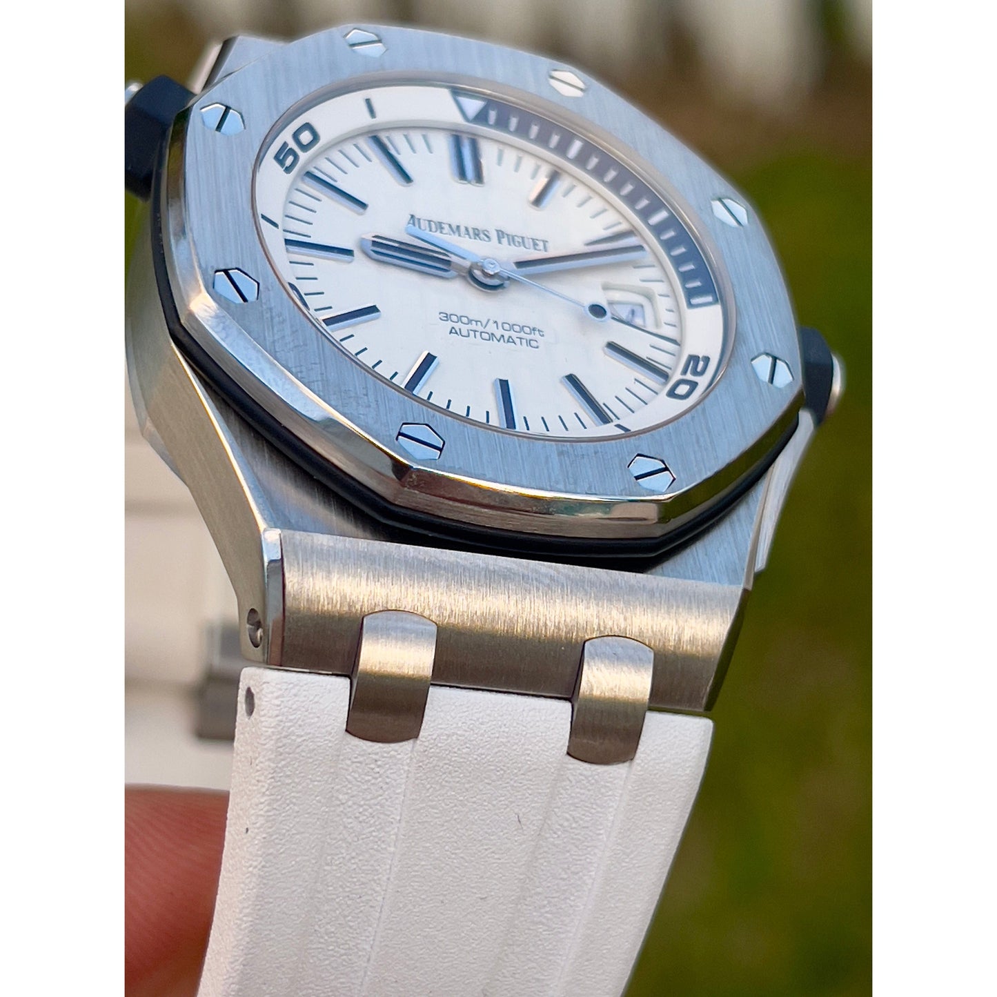 Audemars Piguet Audemars Piguet Royal Oak Offshore Diver 42mm Rare White/Blue Dial, Box and Papers 15710ST.OO.A010CA.01