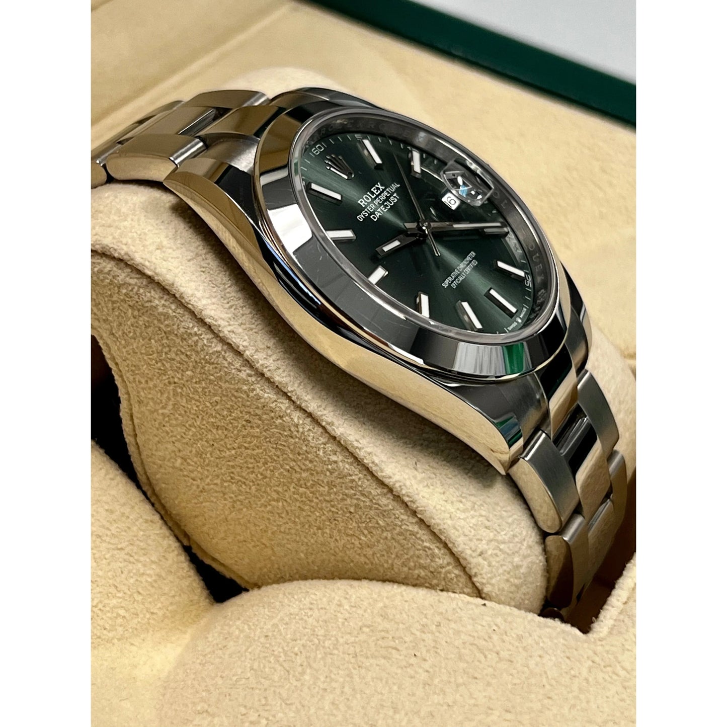 Rolex Watches Rolex Datejust 41 Green Dial Smooth Bezel Oyster Bracelet 2022 Box and Papers 126300